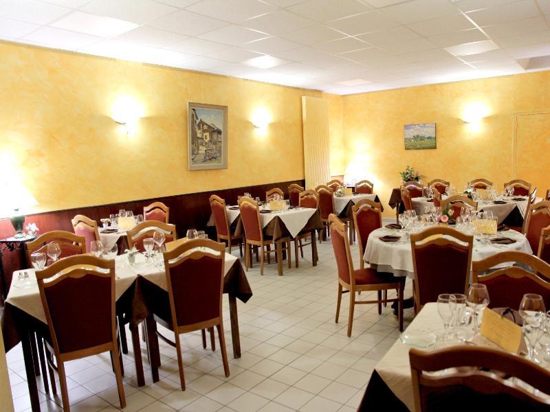 Auberge Du Cheval Blanc Beaumont-Pied-de-Boeuf  Exteriér fotografie